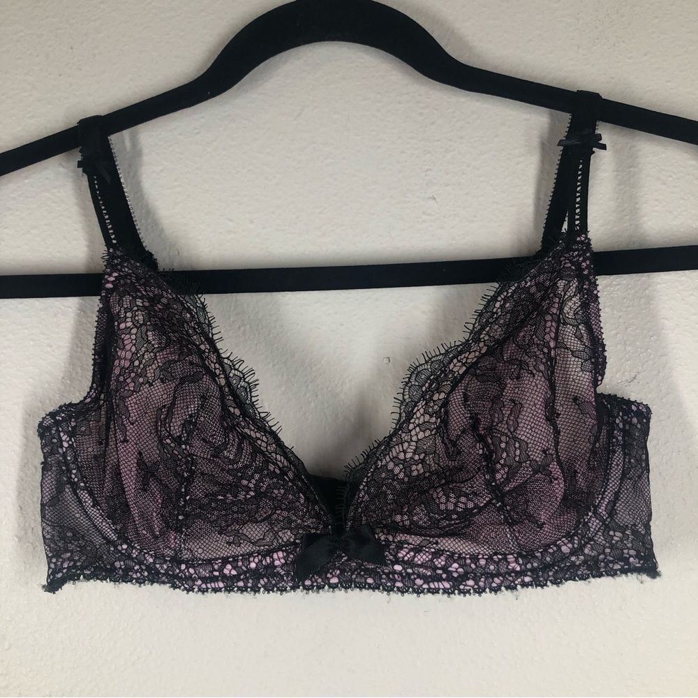 Victoria’s Secret Very Sexy Unlined Lace Black Pink Bra Underwire 34C